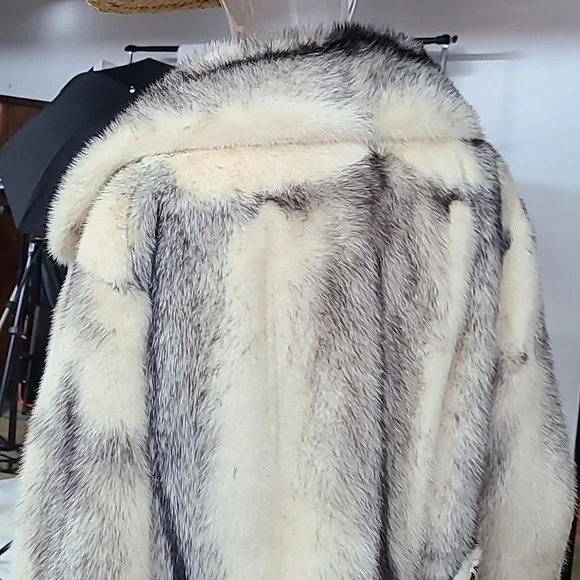 Genuine midi Fur coat - Picture 6 of 16